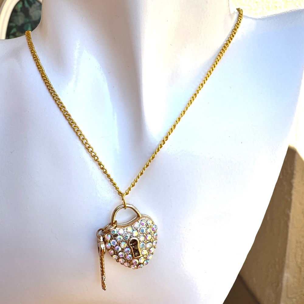 Fashion Jewelry Gold Heart Key Necklace